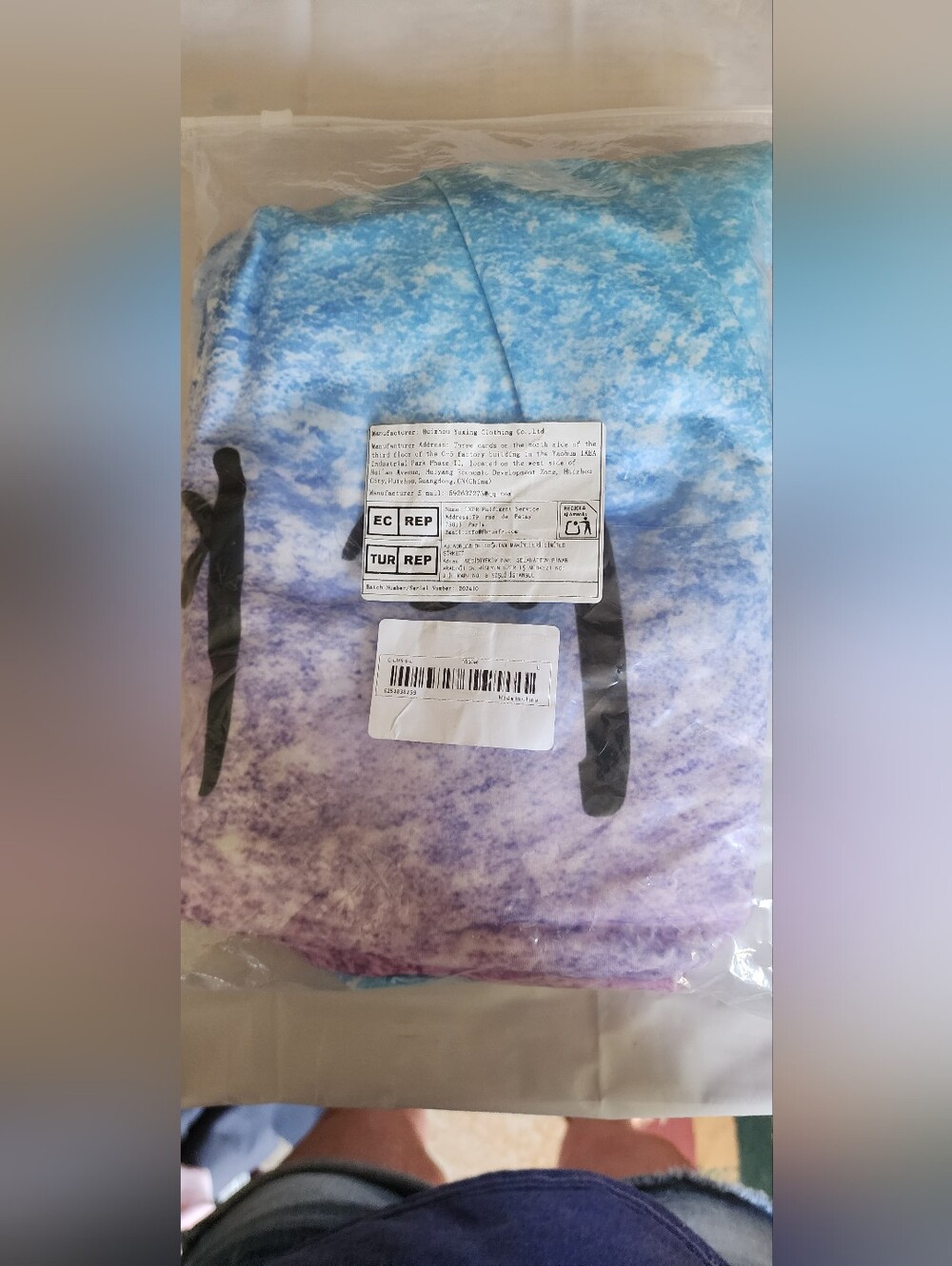 Gradient Tie-Dye Hoodie with Blue to Purple Ombre